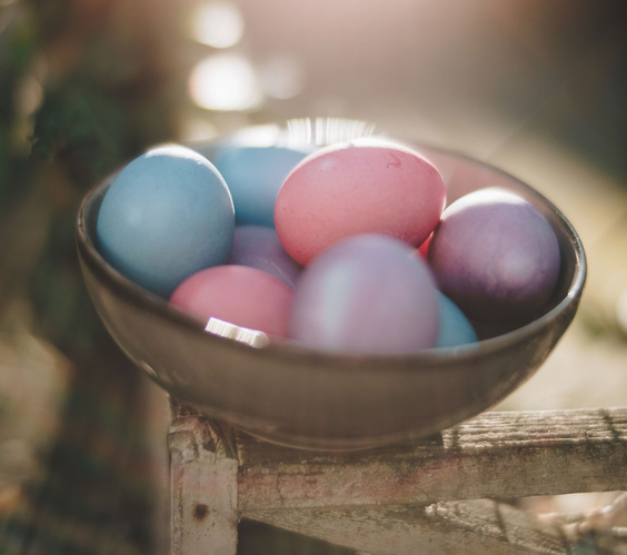 Osterei in einer Schale