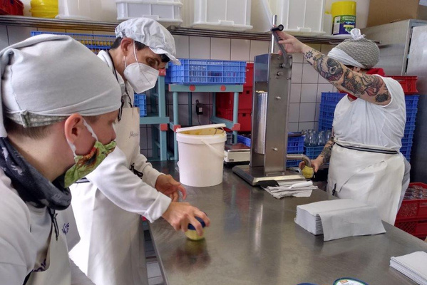 Abfüllen der Gläser 