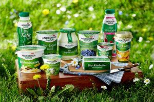 Einige Artikel aus dem Sortiment der Andechser Molkerei