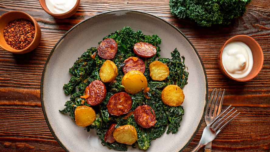 Rezeptbild für Grünkohl-Topf mit Chorizo und Röstkartoffeln