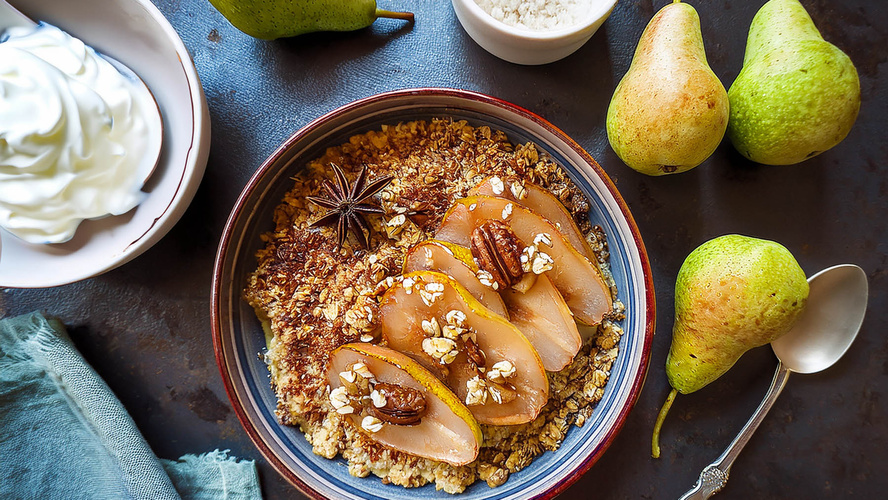 Rezeptbild für Birnen-Crumble mit Limettenschmand