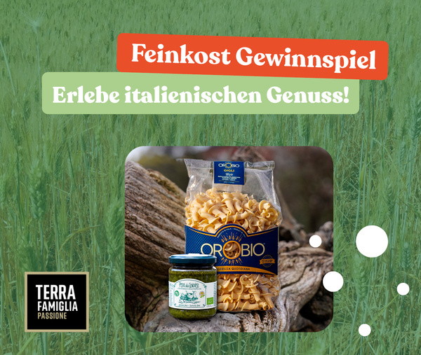 KI generiert: Gewinnspiel mit italienischen Delikatessen: Pasta und Pesto. Text: "Feinkost Gewinnspiel Erlebe italienischen Genuss!"