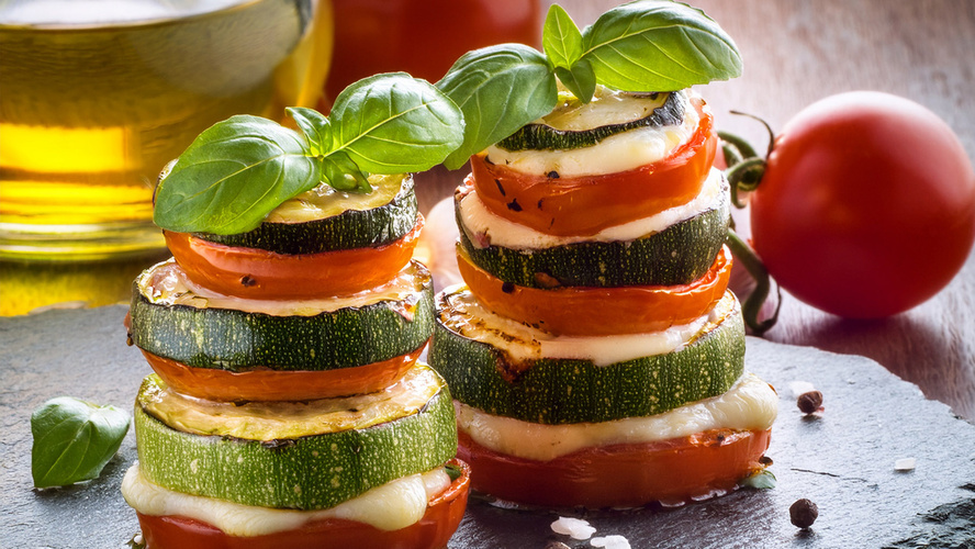 Rezeptbild für Zucchini-Käse-Türmchen vom Grill