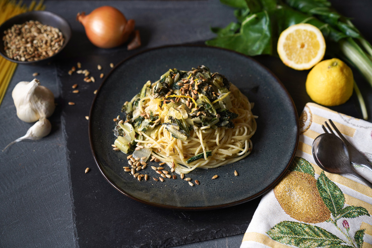 Rezeptbild für Mangold-Pasta mit Zitrone