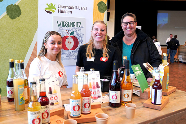 Karina bei der Warenbörse