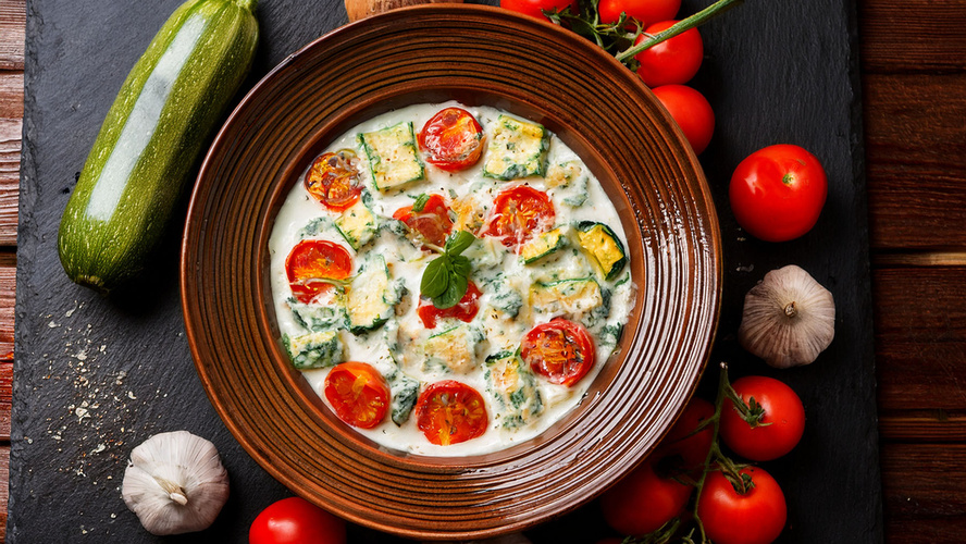Rezeptbild für Zucchini und Tomaten in  Sahne-Gorgonzola
