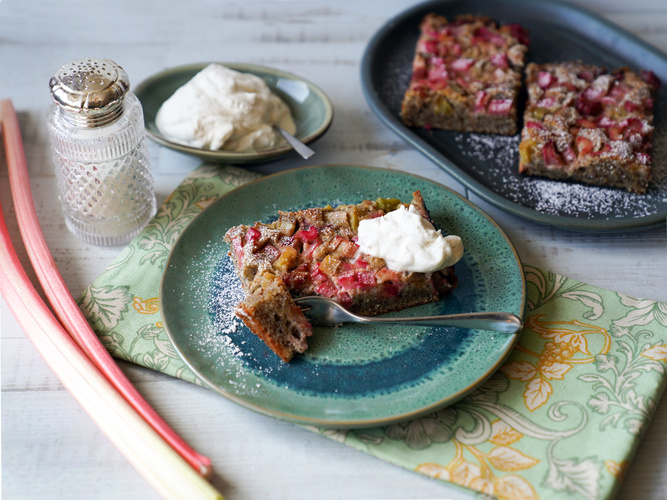 Rezeptbild für Rhabarberkuchen mehlfrei